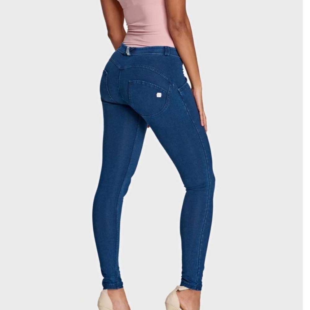 Freddy Jeans xs/2...fit like 0